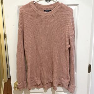 American Eagle Crew Neck Sweater